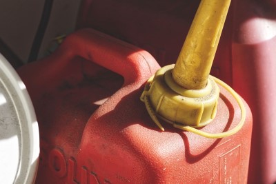 Gasoline container